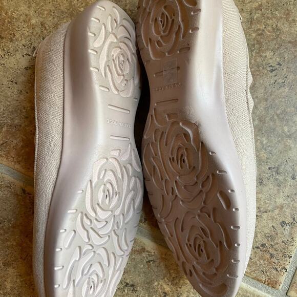 Taryn Rose "Dasha" ballet nude flats sz 6 Excllnt - Picture 4 of 12